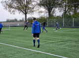 Training S.K.N.W.K. JO19-1 van donderdag 25 april 2024 (79/120)